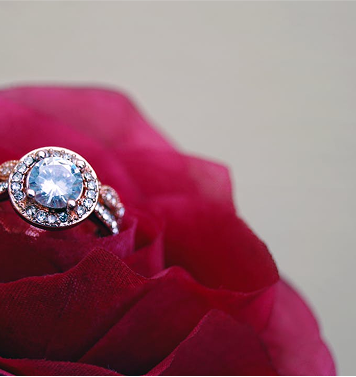 Oval solitaire with hidden halo for Sophie