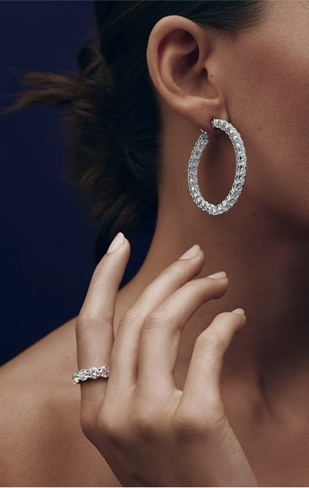 shine-with-elova